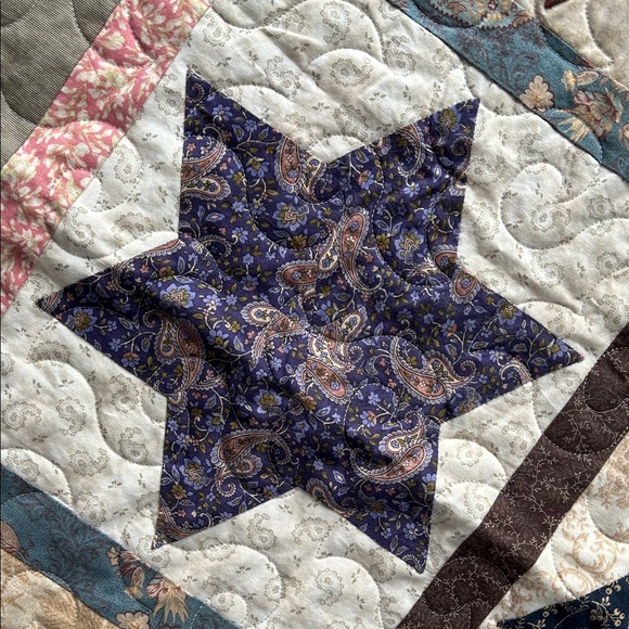 Patchwork Star Quilt - Multicolor - Picture 5 of 9